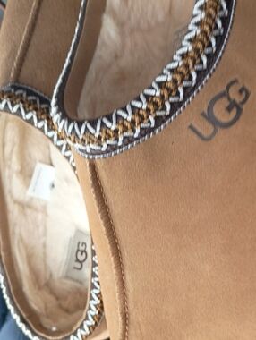 New Wit TAG Bottom -SUGG/plush Chestnut Suede Shearling Slip- On  Braided Trimus